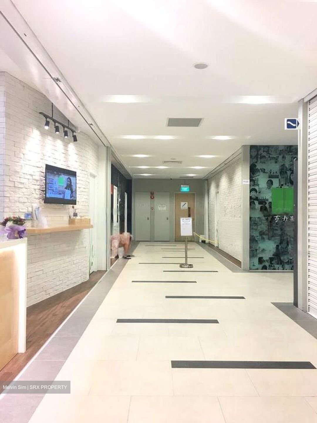 The Midtown (D19), Retail #456860591